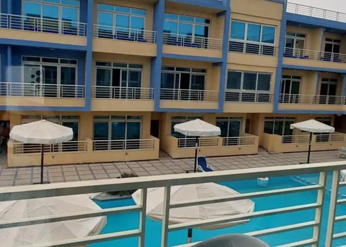 Lilyland & Waterpark 4*