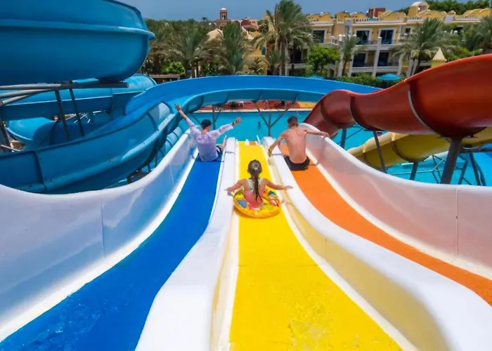 Lilyland & Waterpark Apart Otel 4*