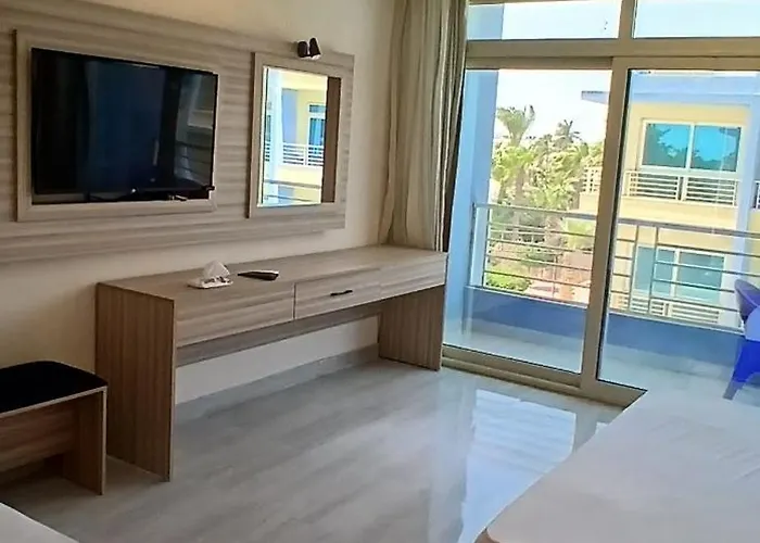 Apart Otel Lilyland & Waterpark